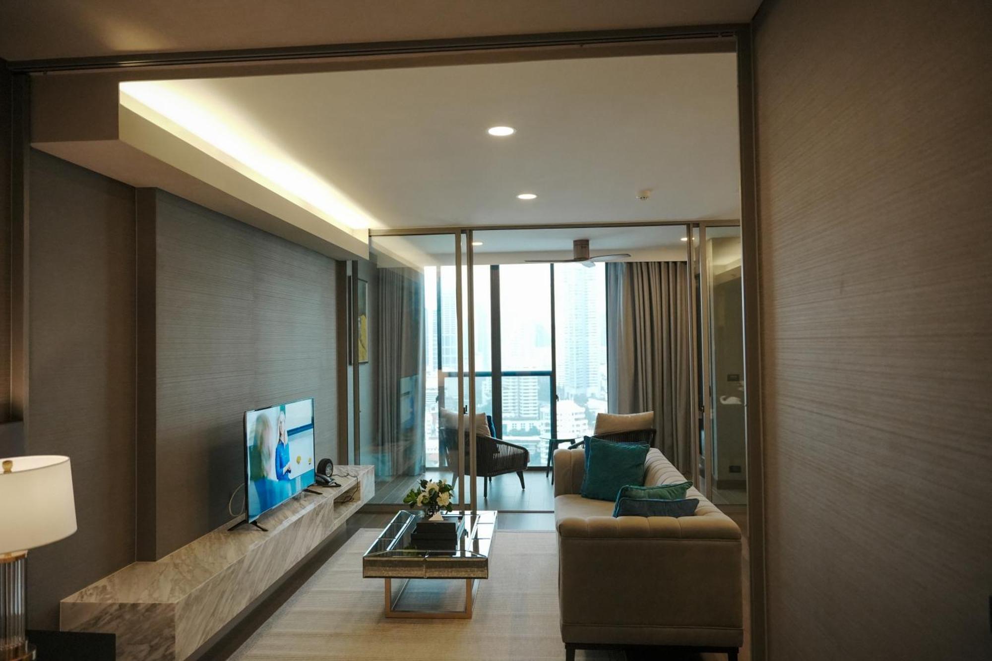 Wyndham Bangkok Queen Convention Centre Экстерьер фото
