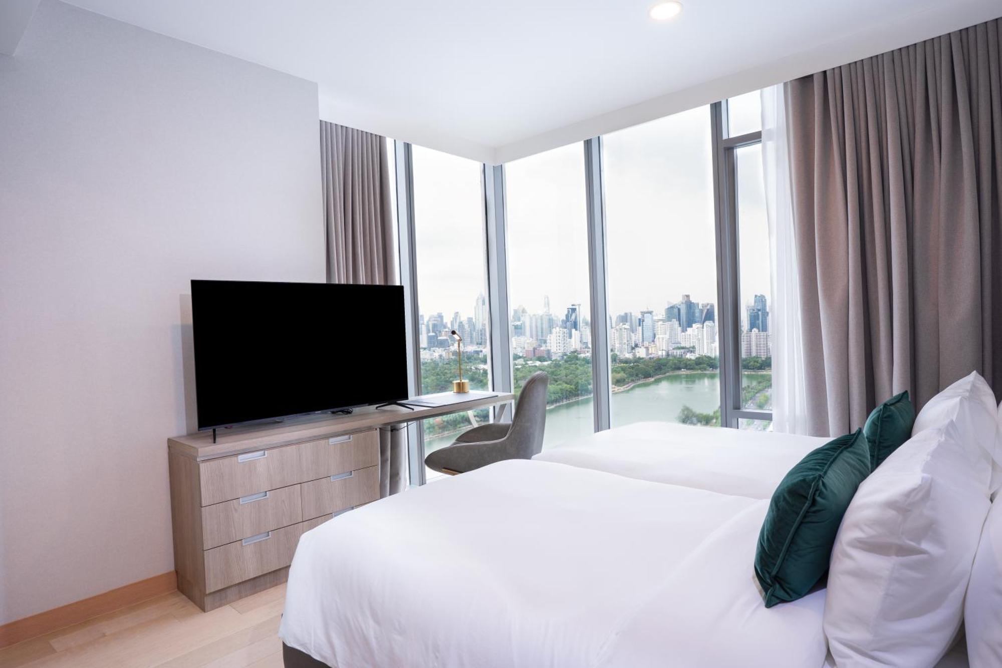 Wyndham Bangkok Queen Convention Centre Экстерьер фото
